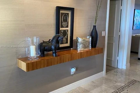 785 CRANDON BL # 1404, Key Biscayne FL 33149