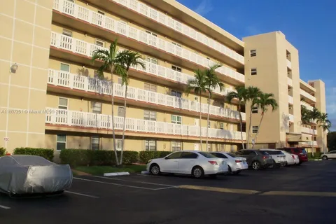 200 SE 5th Ave # 507, Dania Beach FL 33004