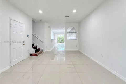 16562 SW 71st Ter # 16562, Miami FL 33193