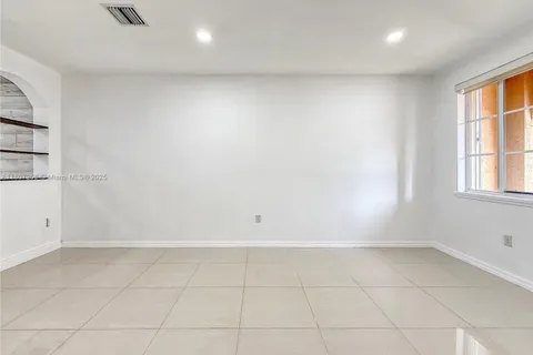 16562 SW 71st Ter # 16562, Miami FL 33193
