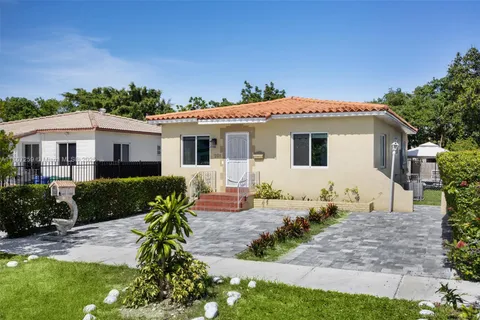 261 SW 48th Ct, Miami FL 33134
