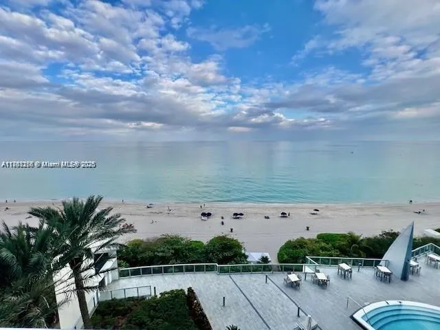 17121 Collins Ave # 1007, Sunny Isles Beach FL 33160