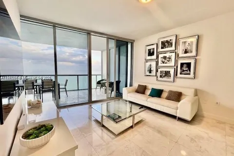 17121 Collins Ave # 1007, Sunny Isles Beach FL 33160