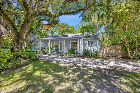 5023 SW 59th Ave, Miami FL 33155