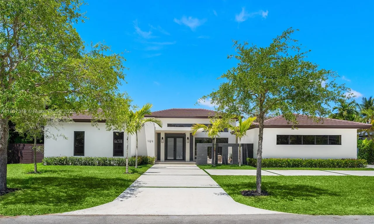 17214 SW 92nd Ave, Palmetto Bay FL 33157