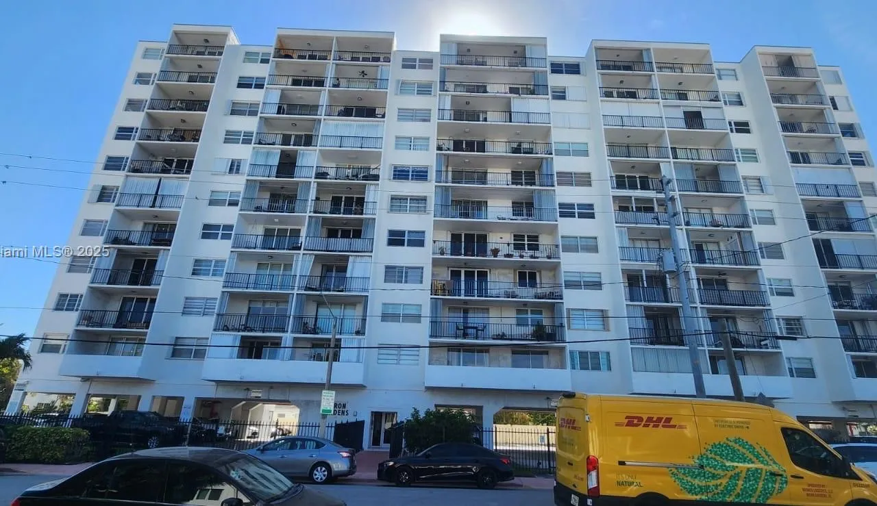 7850 Byron Ave # 403, Miami Beach FL 33141