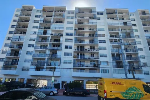 7850 Byron Ave # 403, Miami Beach FL 33141