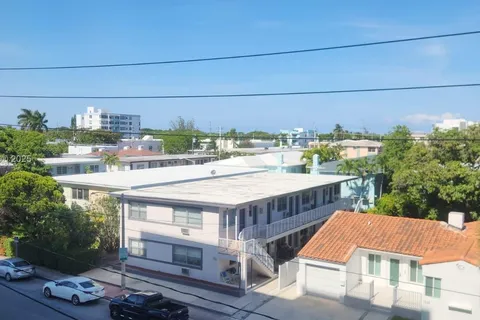 7850 Byron Ave # 403, Miami Beach FL 33141