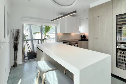 734 Michigan Ave # 7, Miami Beach FL 33139