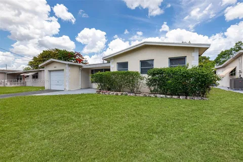 2240 NW 47th Ter, Lauderhill FL 33313