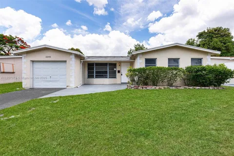 2240 NW 47th Ter, Lauderhill FL 33313