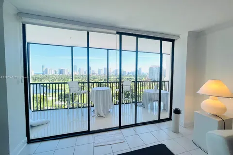 20301 W Country Club Dr # 1226, Aventura FL 33180