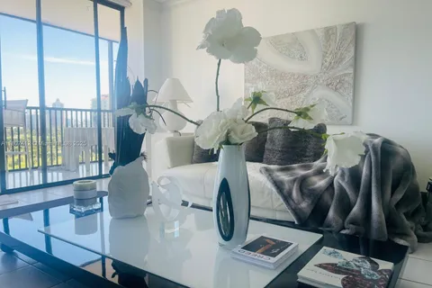 20301 W Country Club Dr # 1226, Aventura FL 33180