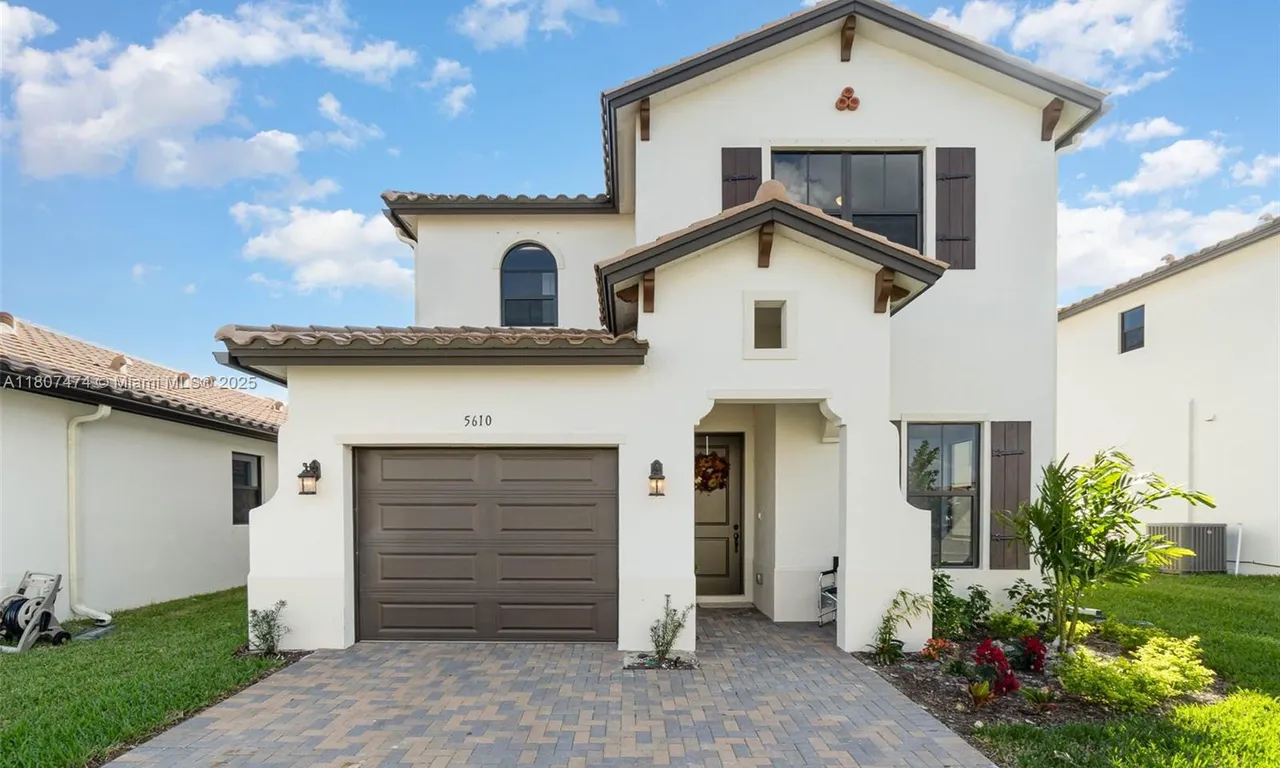 5610 N Agostino Way, Ave Maria FL 34142