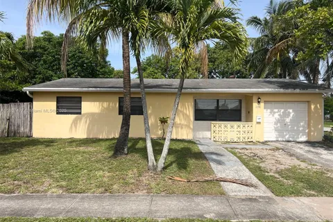 2391 NW 63rd Ter, Sunrise FL 33313