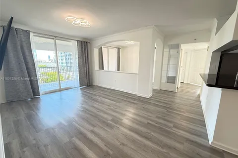 17150 N Bay Rd # 2814, Sunny Isles Beach FL 33160
