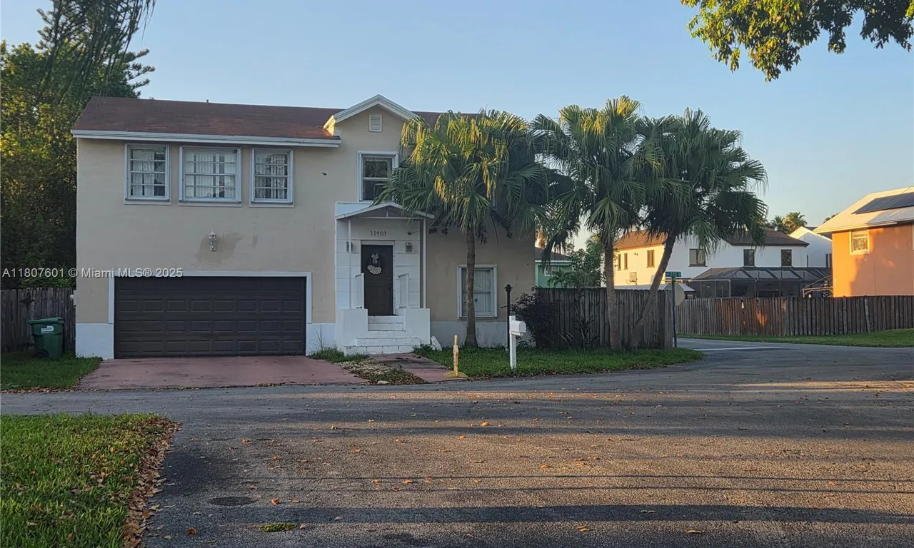 11903 SW 273rd St, Homestead FL 33032
