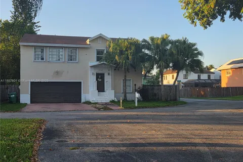 11903 SW 273rd St, Homestead FL 33032