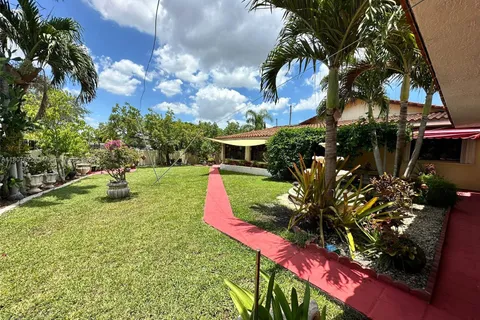 7170 SW 17th Ter, Miami FL 33155