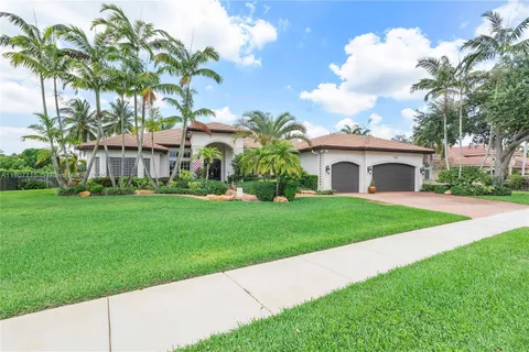 14933 SW 33rd St, Davie FL 33331