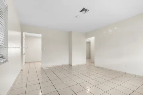 5833 Taylor St # 1, Hollywood FL 33021
