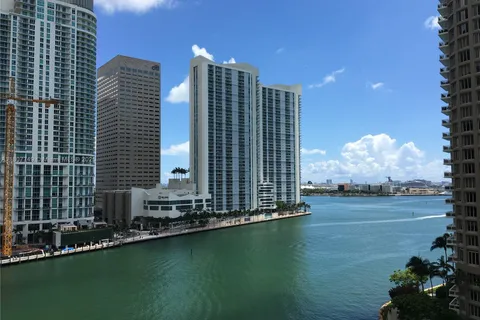 465 Brickell Ave, Miami FL 33131