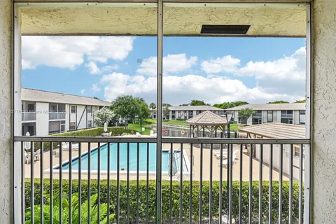 2391 NW 89th Dr # 409, Coral Springs FL 33065