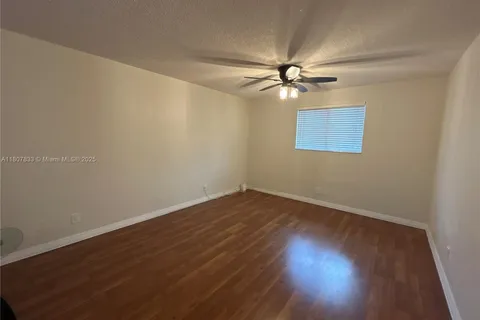 1717 Rodman St # 18, Hollywood FL 33020