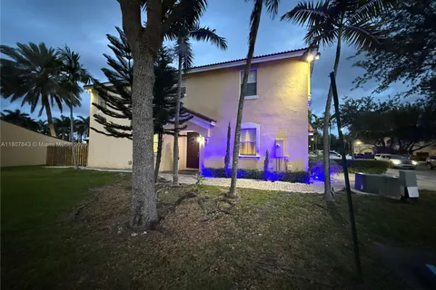 15029 SW 8th Ter, Miami FL 33194