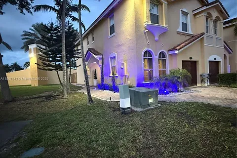 15029 SW 8th Ter, Miami FL 33194