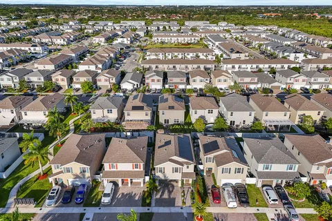 501 NE 6th Ct, Florida City FL 33034
