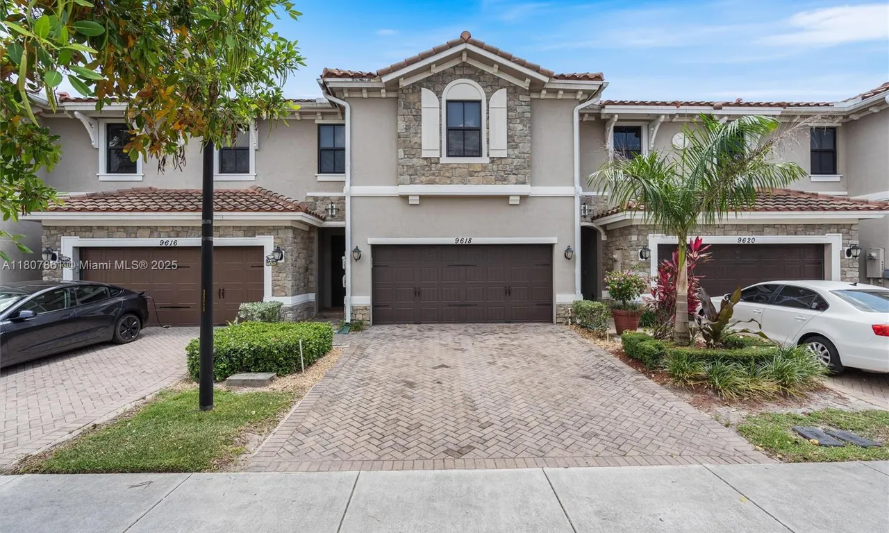 9618 Waterview Way, Parkland FL 33076