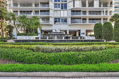 10155 Collins Ave # 408, Bal Harbour FL 33154
