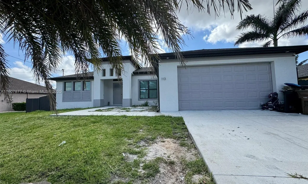 113 NW 38th Pl, Cape Coral FL 33993