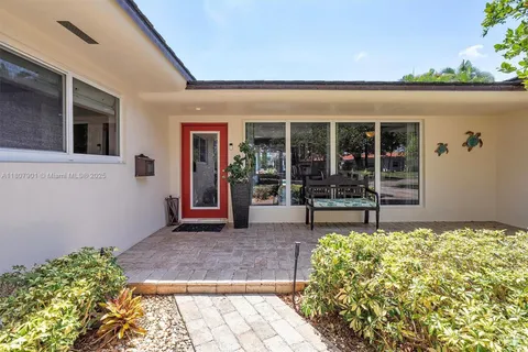 13105 Coronado Dr, North Miami FL 33181