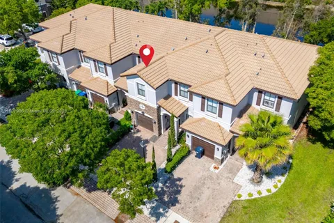 8780 NW 116th Path, Doral FL 33178