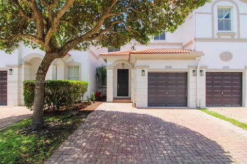 8144 NW 107th Path, Doral FL 33178