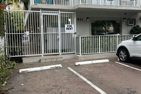 921 Meridian Ave # 10, Miami Beach FL 33139
