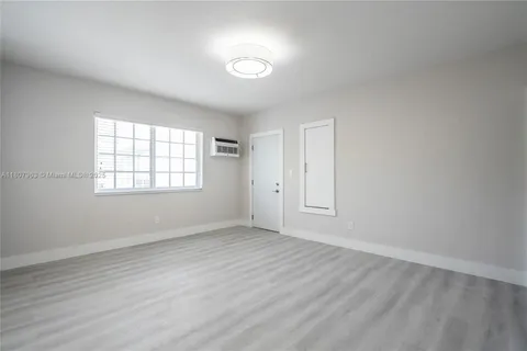 2416 Flamingo Dr # 8, Miami Beach FL 33140