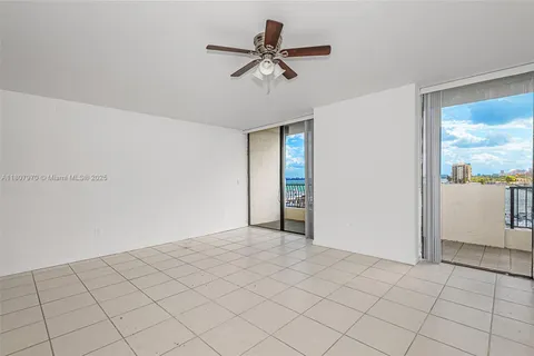 555 NE 15th St # 603, Miami FL 33132