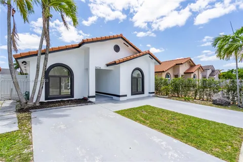 14234 SW 49th St, Miami FL 33175