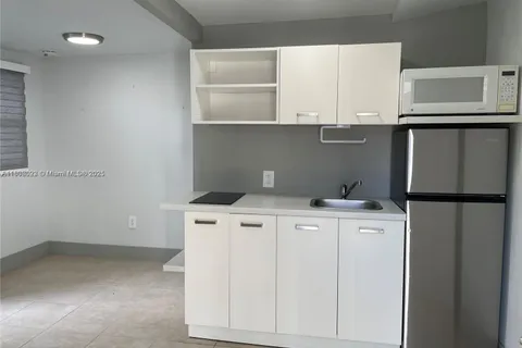 736 NW 22nd Ct # 3, Miami FL 33125