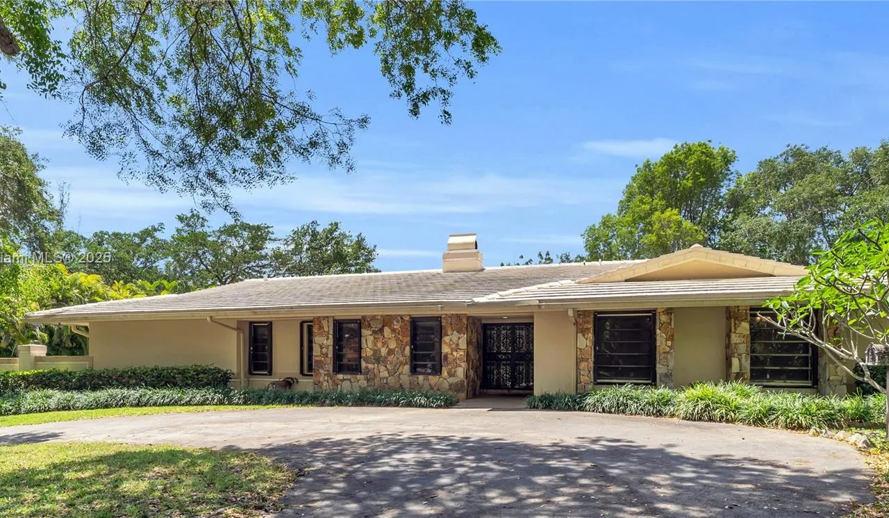 5990 SW 135th Ter, Pinecrest FL 33156
