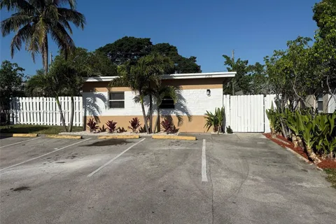 1025 NW 3rd Ave, Fort Lauderdale FL 33311