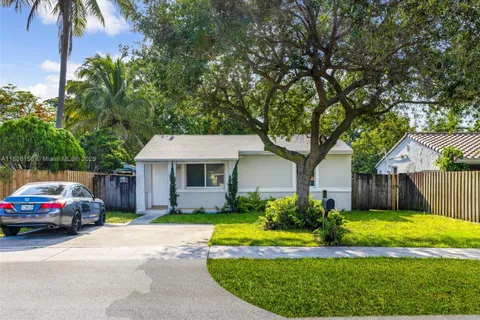 1304 NW 6th Ave, Fort Lauderdale FL 33311