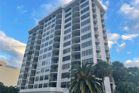 66 Valencia Ave, Coral Gables FL 33134