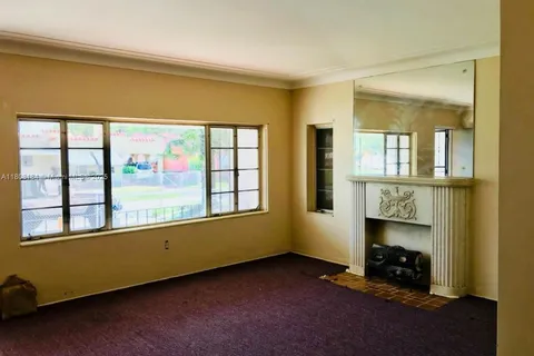 1745 NW 47th St, Miami FL 33142