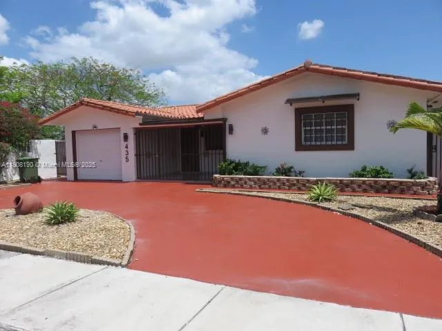 435 E 52nd St, Hialeah FL 33013