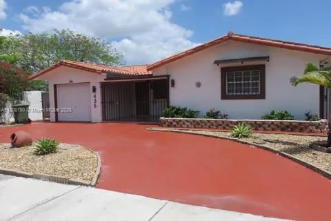 435 E 52nd St, Hialeah FL 33013
