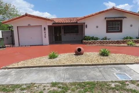 435 E 52nd St, Hialeah FL 33013